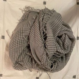 Chan Luu Cashmere & Silk Grey White Plaid Scarf Wrap